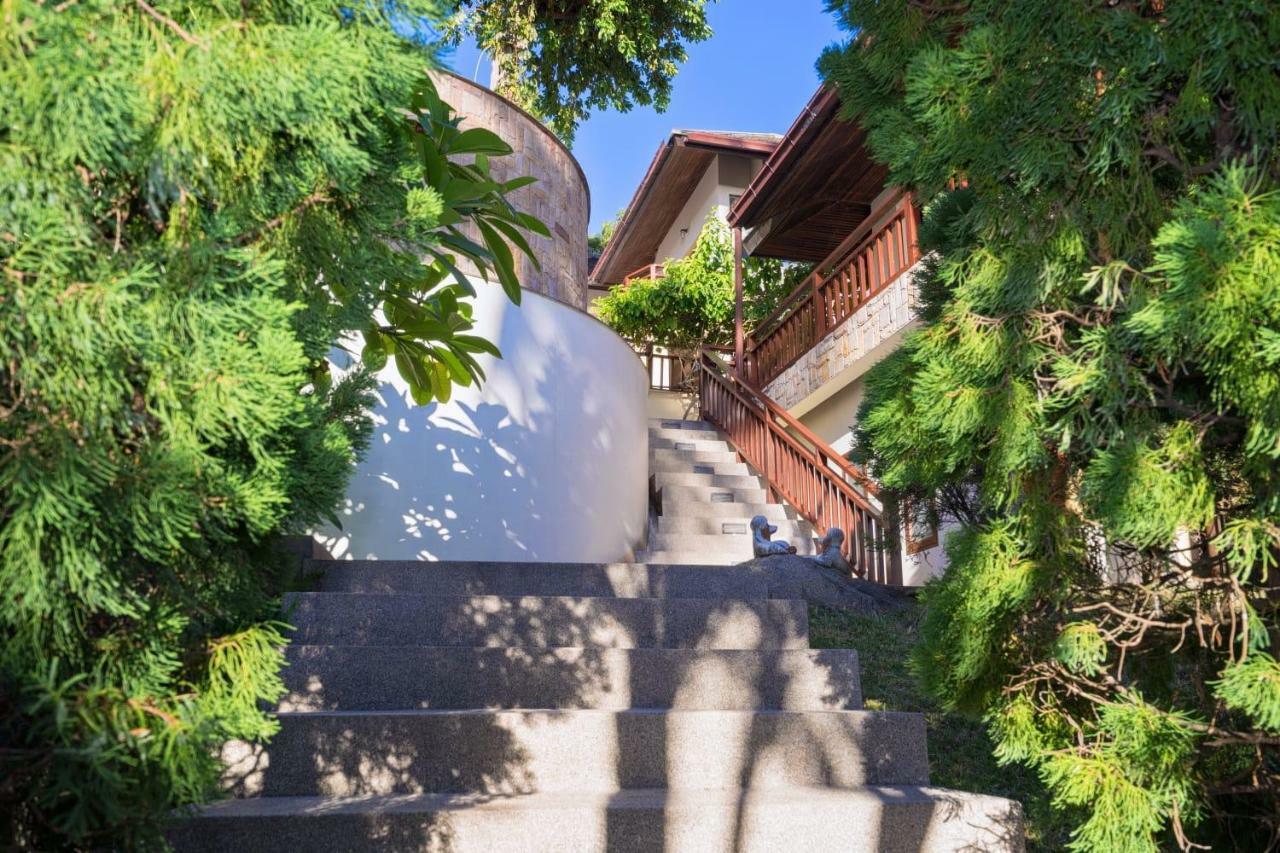 Villa Liu Nathon Eksteriør billede